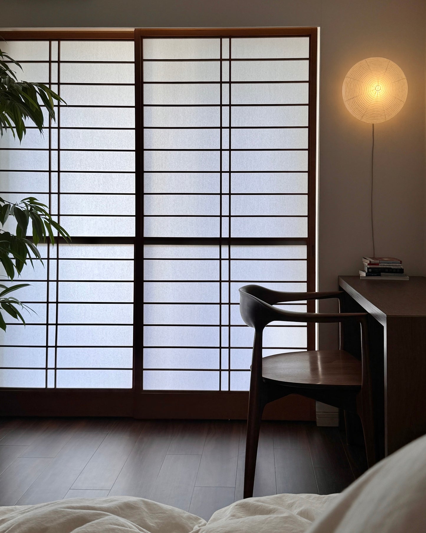TSUKI（月）