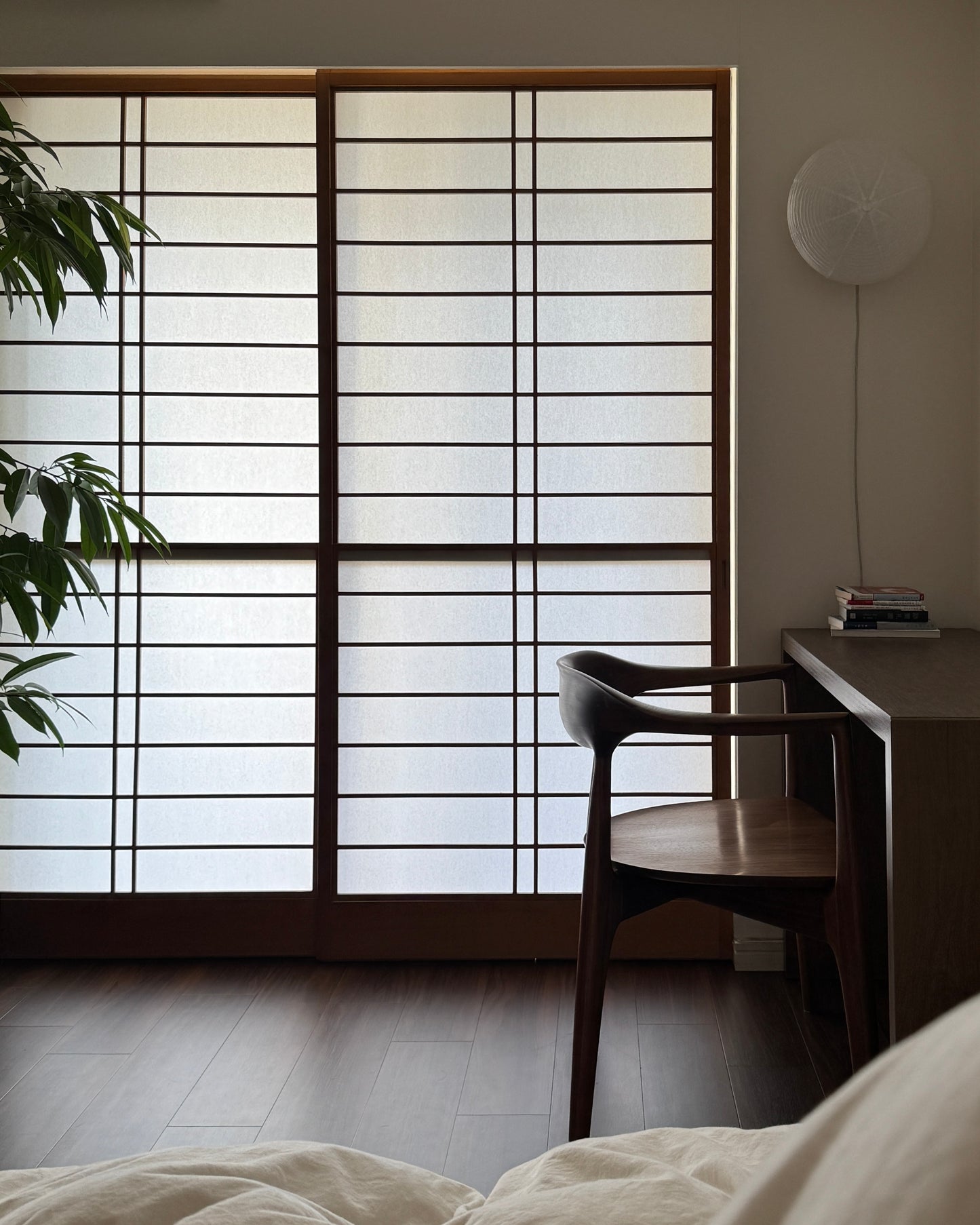 TSUKI（月）
